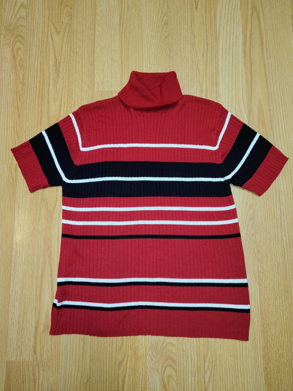 Hampshire Studio, Woman's Red Striped, Short-Sleeve Turtleneck Sweater Size XL